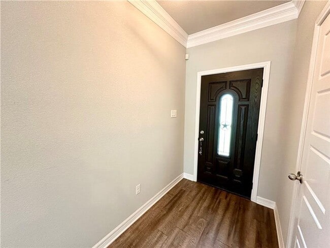 Building Photo - 386 Violet Dr