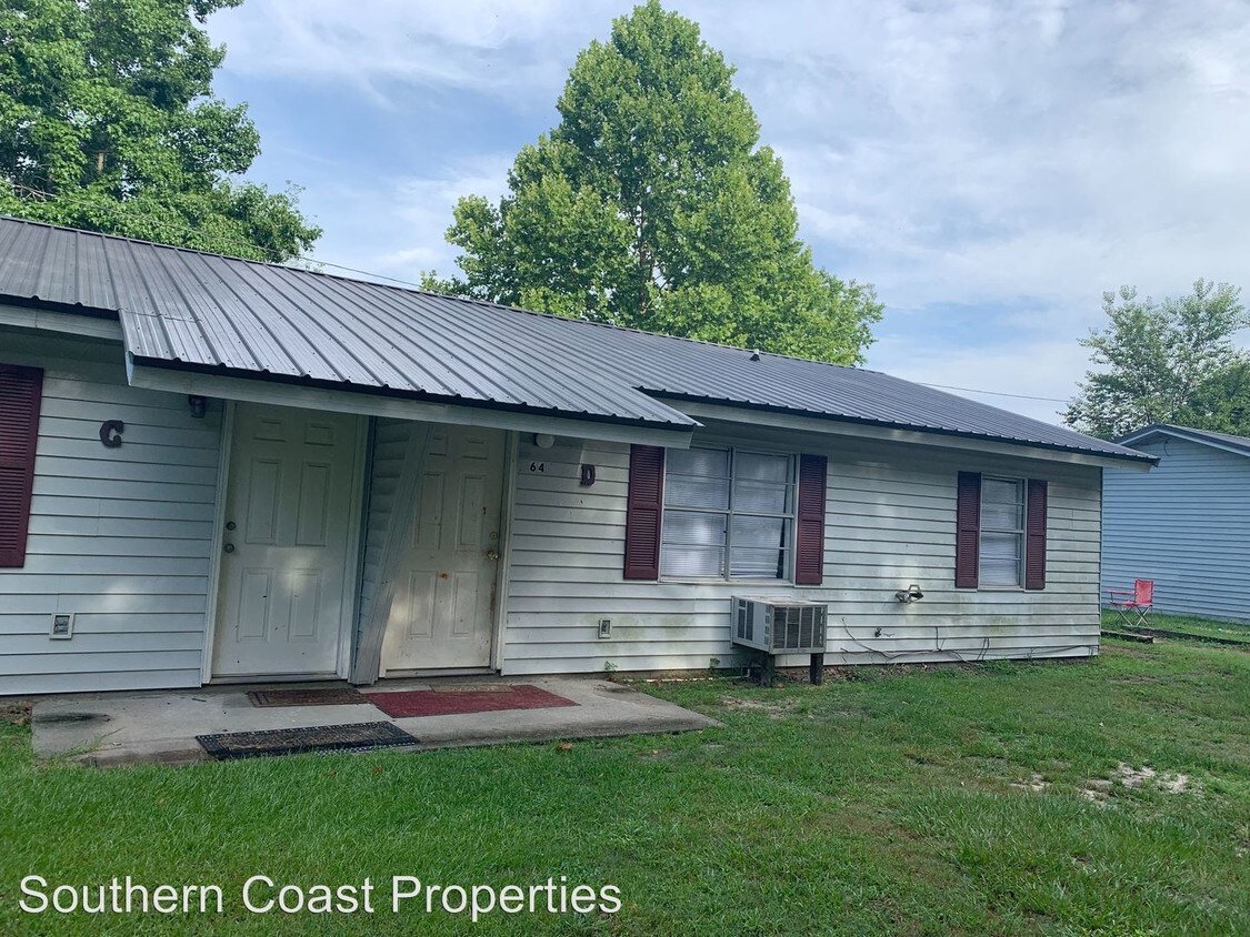 7214 Oak St, Ludowici, GA 31316 Room for Rent in Ludowici, GA