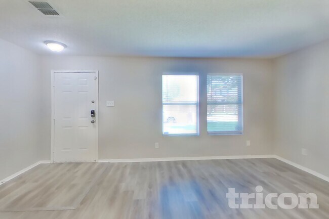Foto del edificio - 2328 White Oak Dr