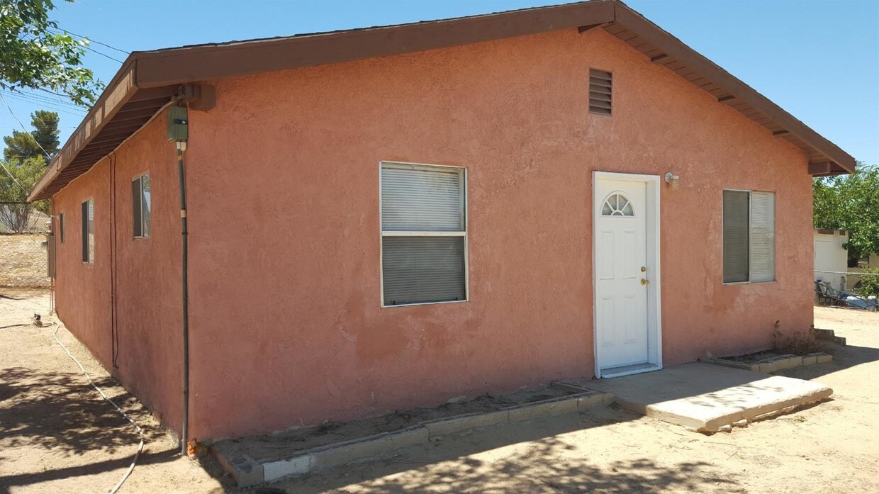16821 Batson Rd, Victorville, CA 92395 House for Rent in Victorville