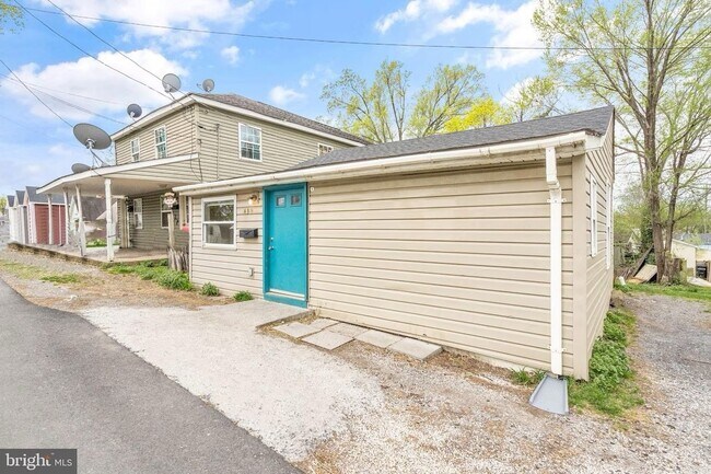Foto del edificio - 439 West Ln