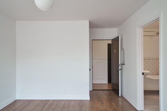 Building Photo - 2191 El Sereno Ave