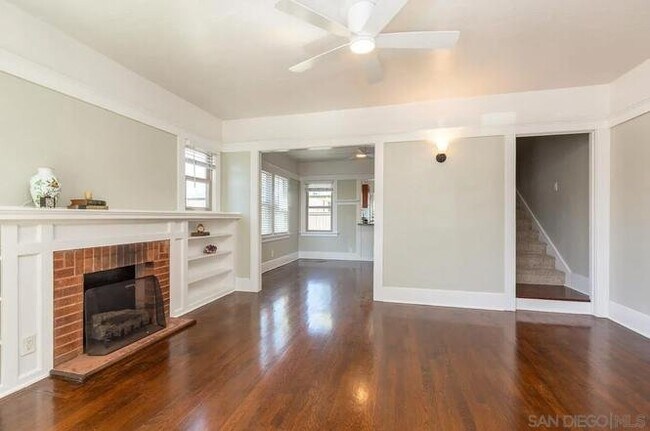 Foto del edificio - 8318 Allison Ave