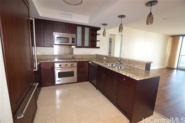 Building Photo - 1551 Ala Wai Blvd