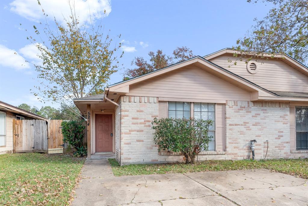 5214 Beaverbrook Dr, Houston, TX 77084 Room for Rent in Houston, TX