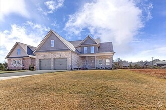 Building Photo - 17908 Longleaf Dr
