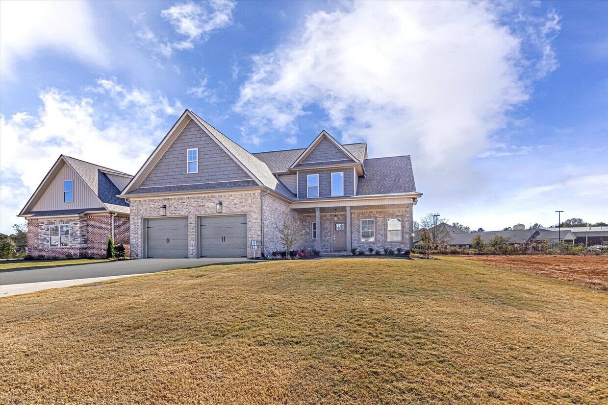 Foto principal - NEW Move in Ready Home!
