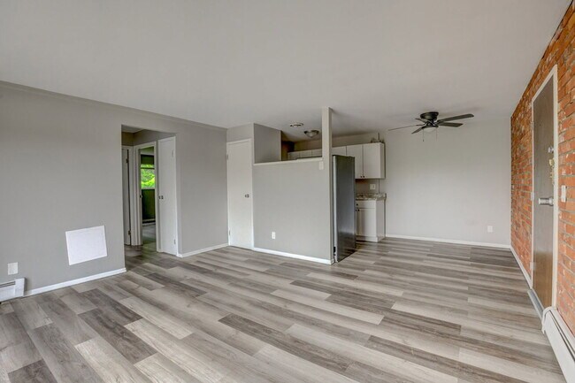 Foto del edificio - 1590 Glen Parker Ave