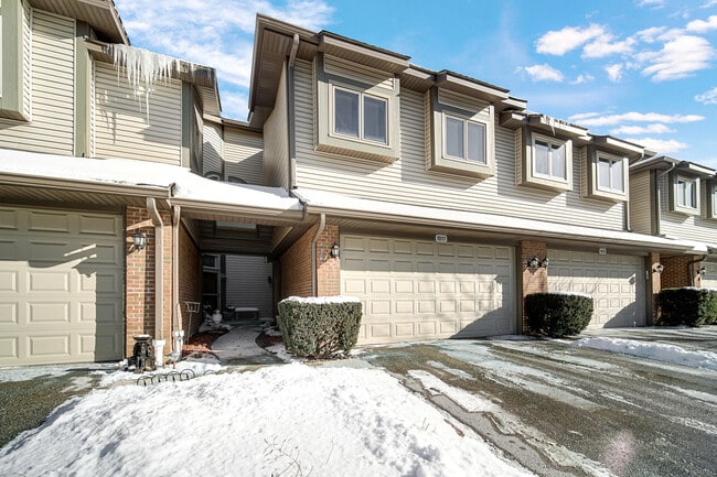 Building Photo - 1017 Arbor Ct