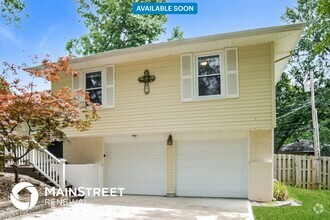 Building Photo - 813 N Apache Dr