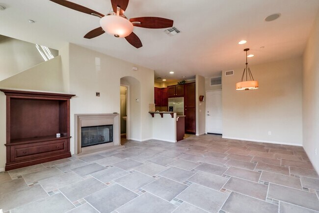 Building Photo - 2174 Desert Hare Ct