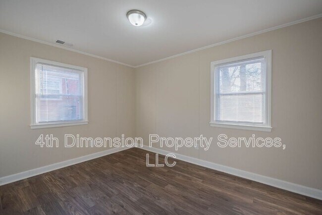 Building Photo - 415 Hobson St