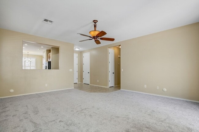 Building Photo - Sun City Home