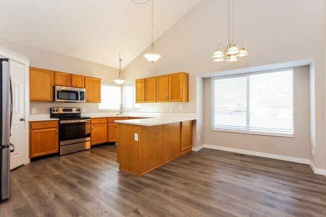 Foto del edificio - 3056 Linton Cir