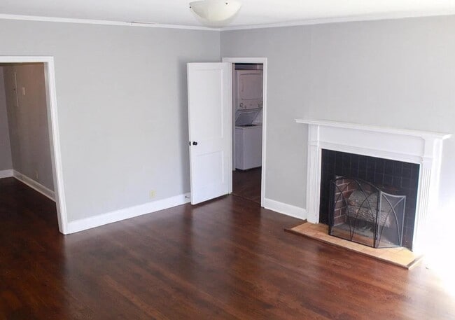 Foto del edificio - 136 E 57th St