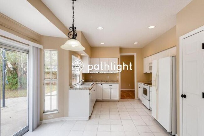 Building Photo - 832 Garden Glen Loop, Lake Mary, FL, 32746
