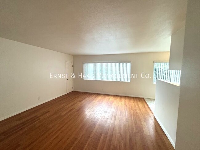 Building Photo - 840 Walnut Ave