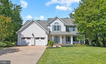 Building Photo - 22388 Deerpath Ct