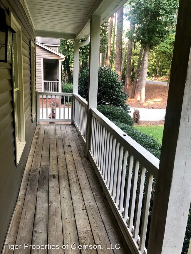 Building Photo - 3 br, 2 bath House - 313 Rock Creek Rd