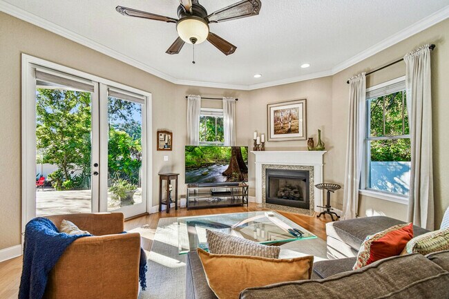 Building Photo - 2804 N Munro St