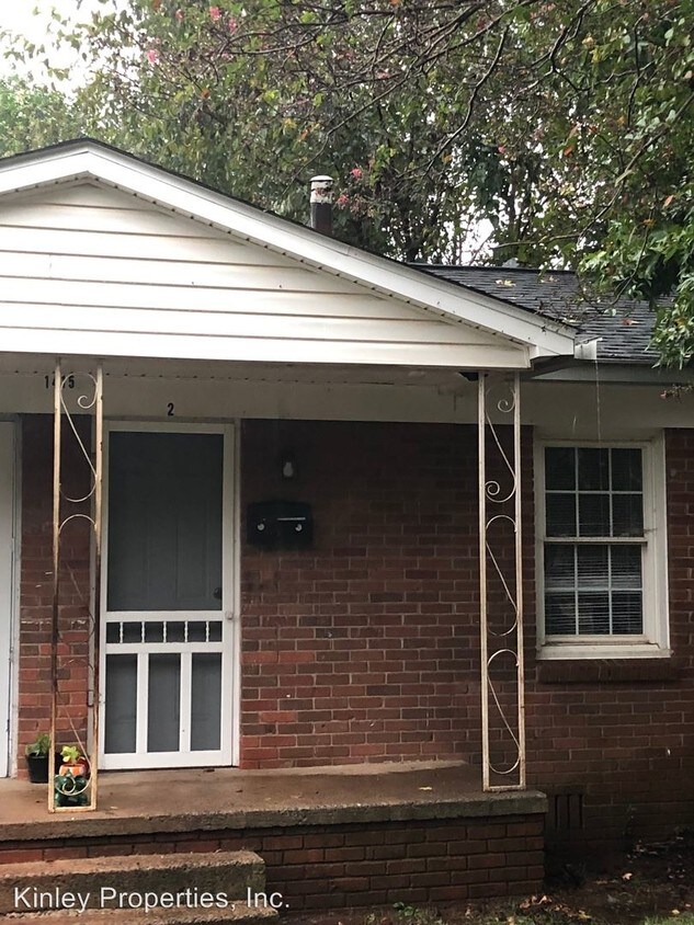 Foto principal - 1415 Catherine Simmons Ave