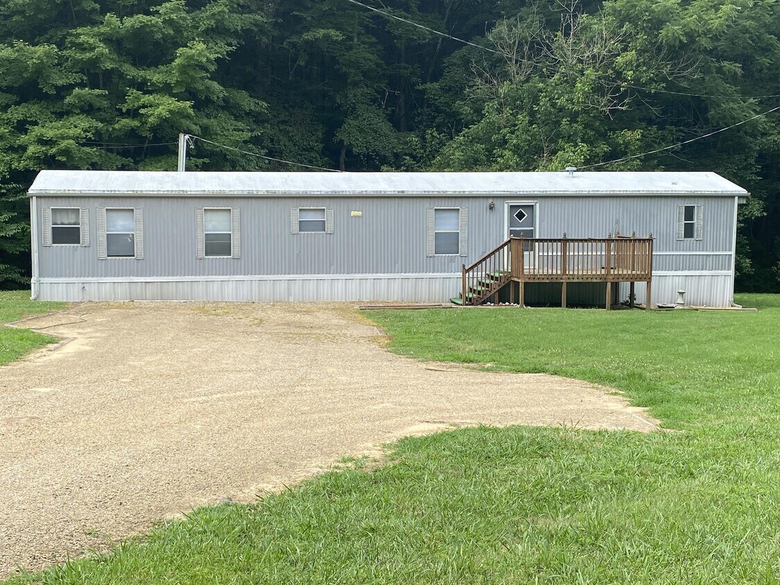 Primary Photo - 130 Horse Creek Park Rd
