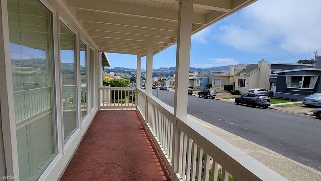 Foto del edificio - 2 br, 1 bath House - 198 Glenwood Avenue