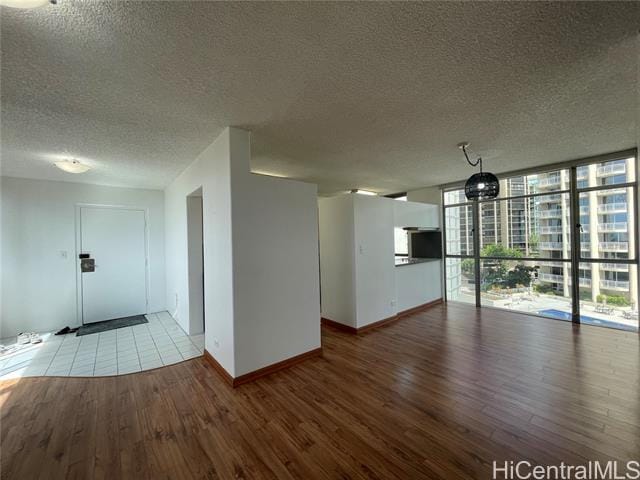 Building Photo - 2033 Nuuanu Ave
