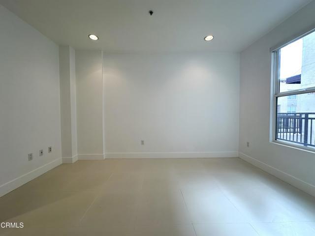 Foto del edificio - 88 E Bay State St