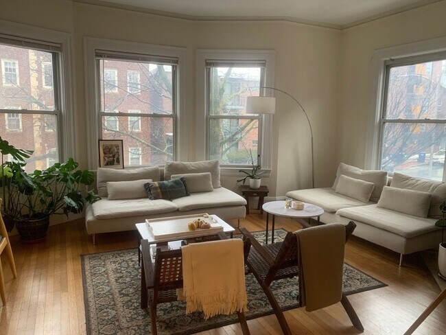Foto del edificio - 354 Harvard St