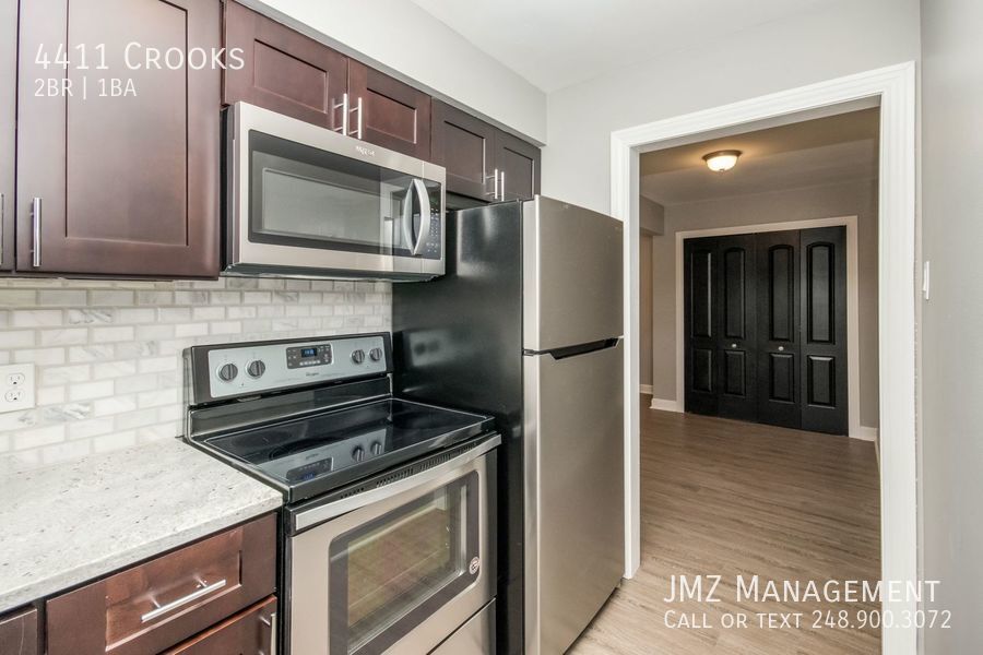 Primary Photo - COMPLETELY UPDATED 2 BEDROOM ROYAL OAK UNIT!!