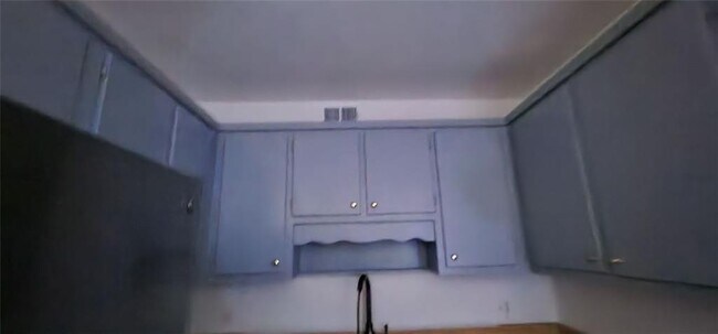 Foto del edificio - 16 S East St