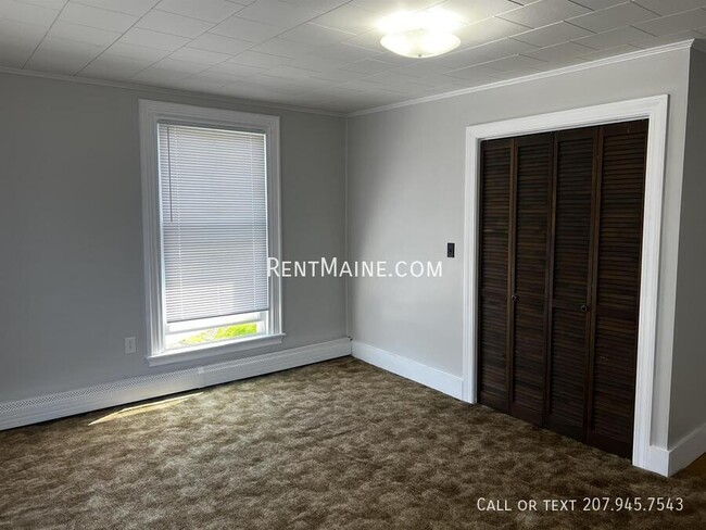 Foto del edificio - 445 Main St