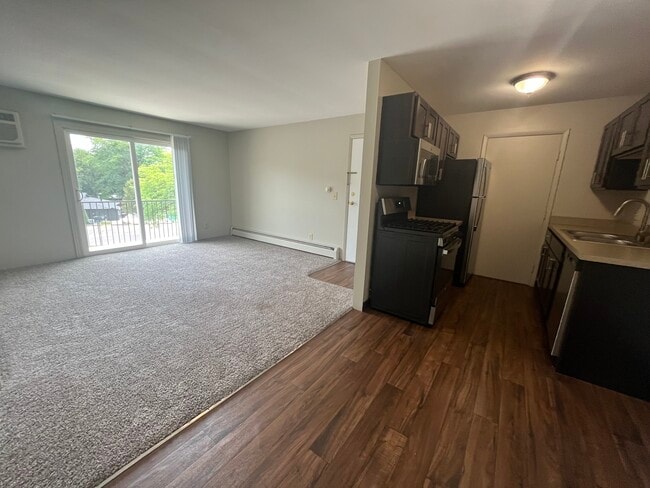 living room - Richmond Hills Apartments