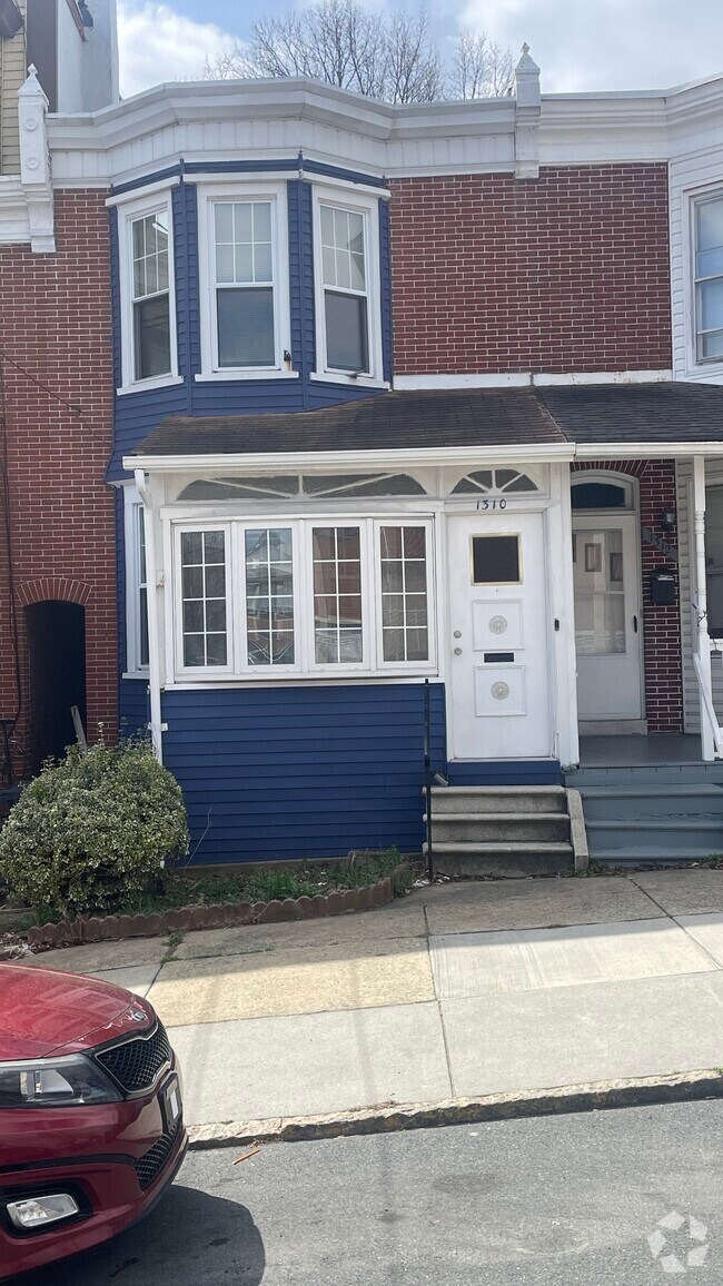 Browntown Historic District Apartments for Rent with Utilities Included