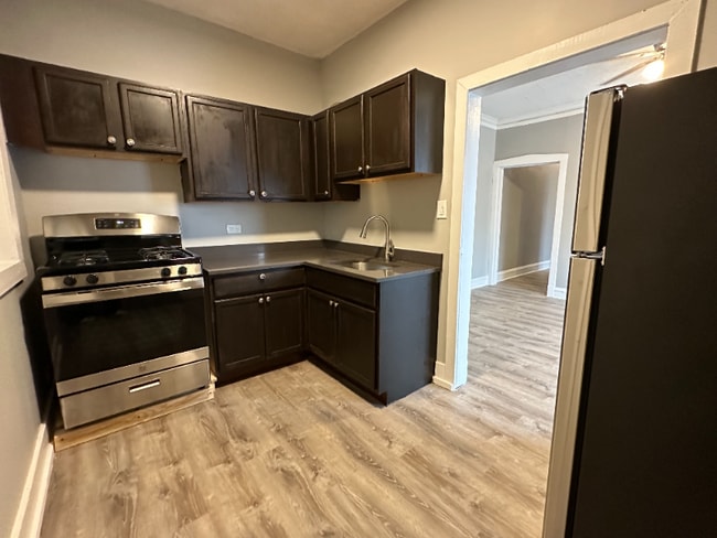 Photo - 6633 S Ellis Ave Apartment