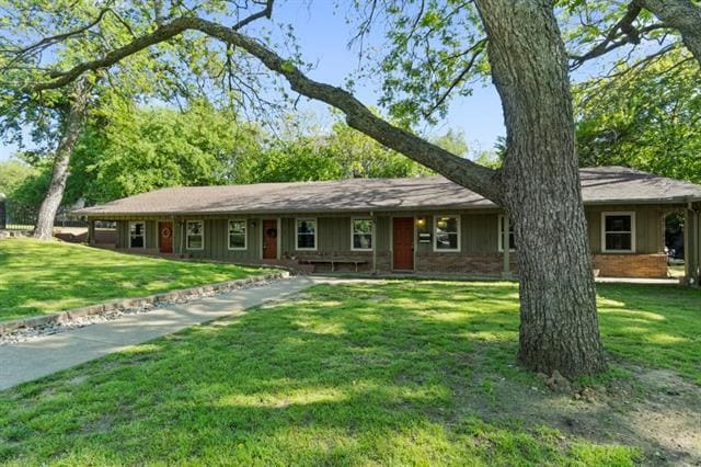 Foto principal - 601 W College St