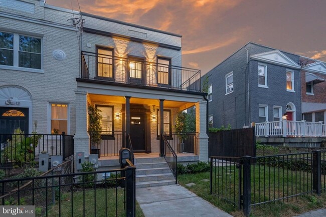 Building Photo - 6314 7th St NW