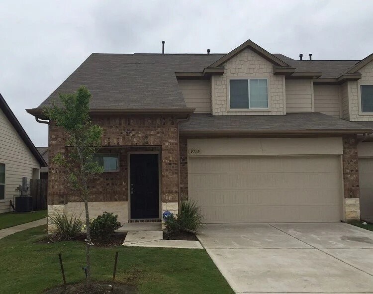Foto principal - 9719 Elia Court