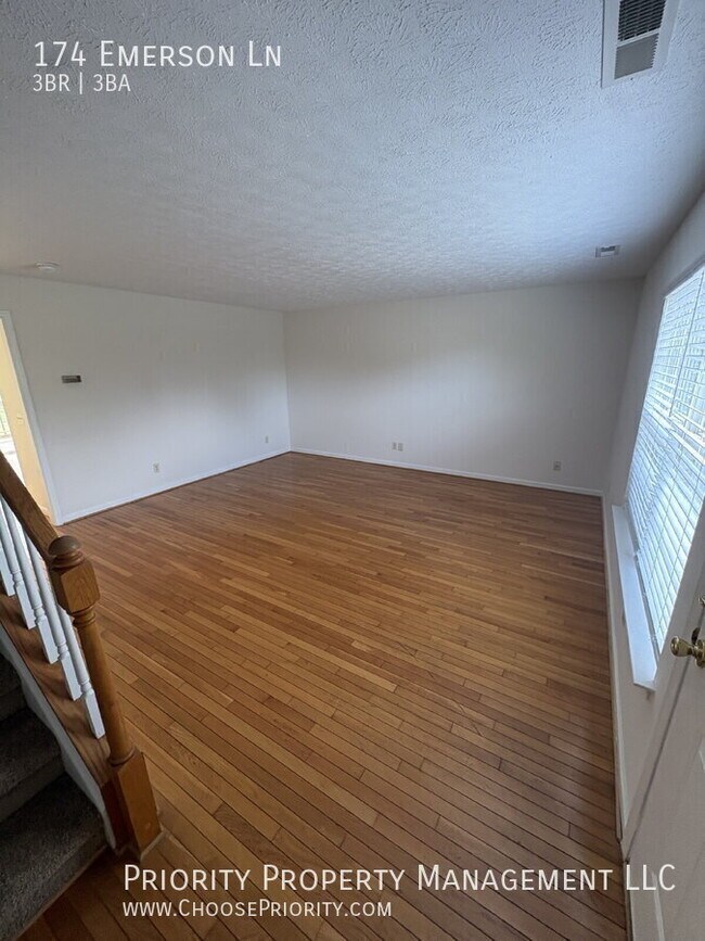 Building Photo - 174 Emerson Ln
