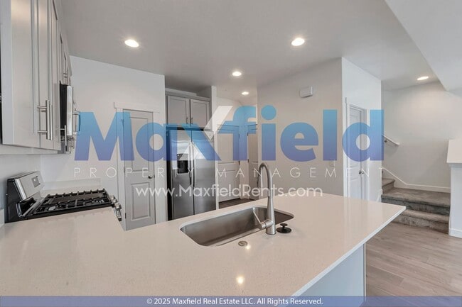 Building Photo - Modern Charm in Lehi 3BD 2.5BTH 2GAR