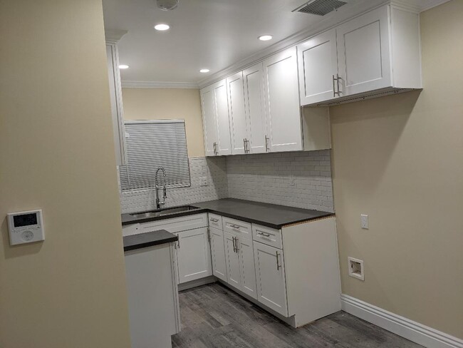 9703 VARNA ADU2 - 9341 Varna Ave