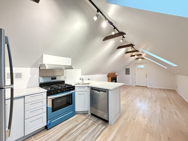 Foto del edificio - 1399 N Bosworth Ave