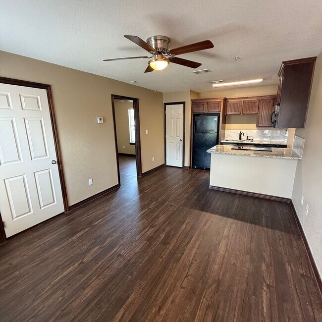 Foto del edificio - $500 Off 1st Full Month!* All Utilities In...