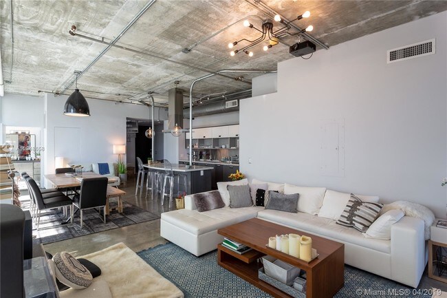 Foto del edificio - 1700 Meridian Ave