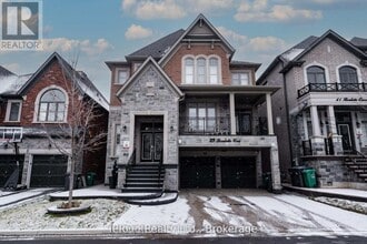 Building Photo - 39 Roulette Cres