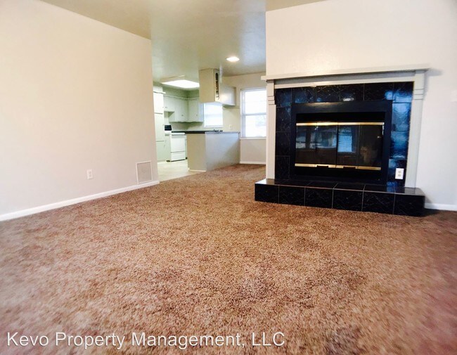 Foto del edificio - 3 br, 1 bath House - 4417 NW 13th St.