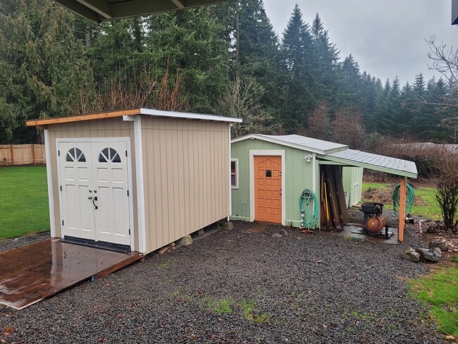 Building Photo - 22153 S Dans Ave