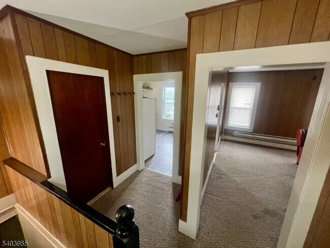 Foto del edificio - 19 Old Hackettstown Rd