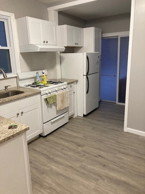 kitchen - 14 Chapman St